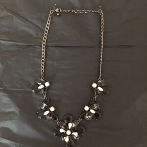 Elegant Black and Silver Floral Necklace